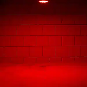 لامپ قرمز