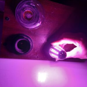 لامپ شمعی ارغوانی